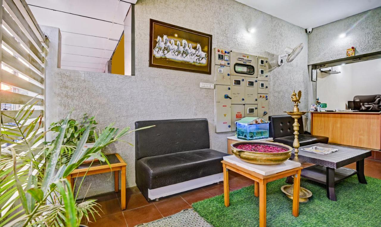 Treebo Trend Karan Residency Hotell Mysore Exteriör bild