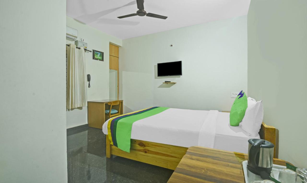 Treebo Trend Karan Residency Hotell Mysore Exteriör bild